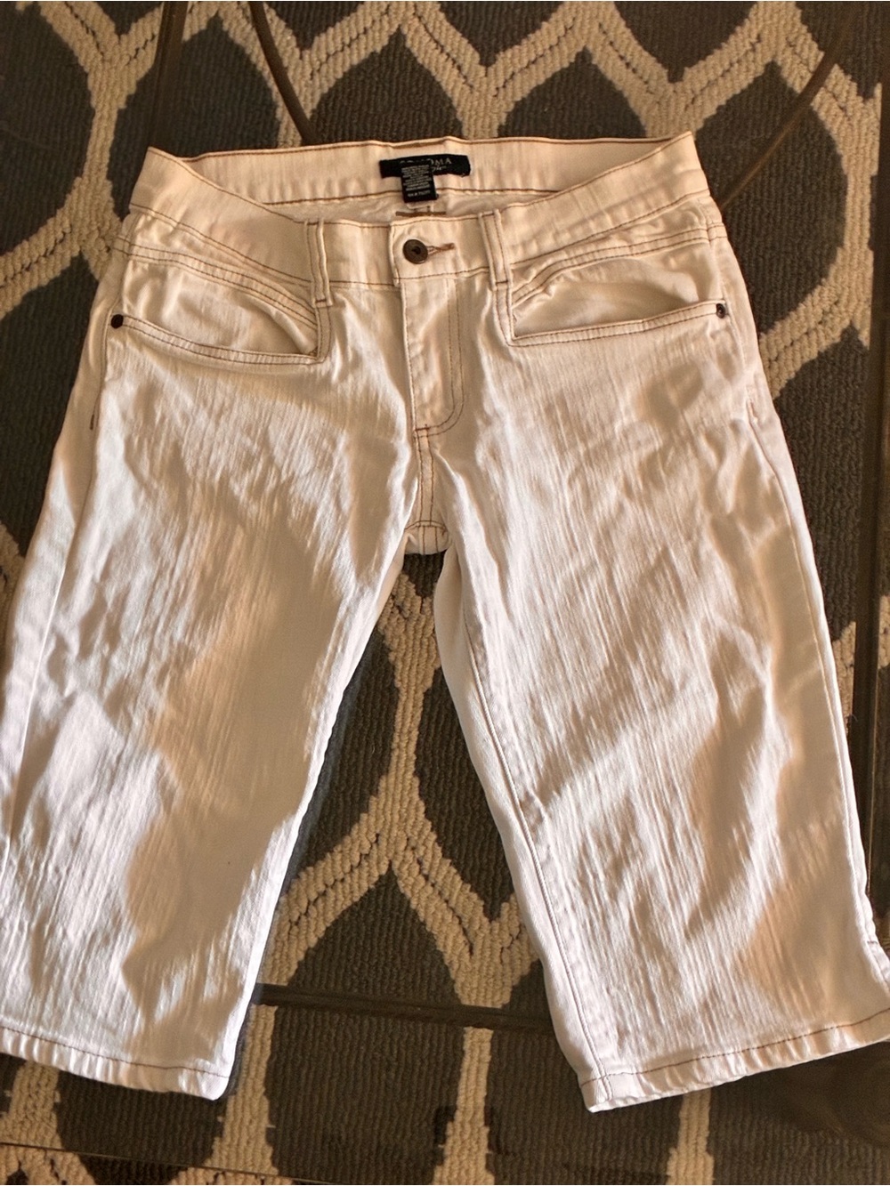 Sonoma White Denim Capri Jeans